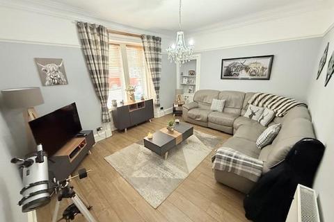 3 bedroom terraced house for sale, Balsusney Road, Kirkcaldy