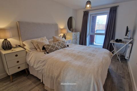 1 bedroom flat for sale, Heaton House, Thurston Way, Borehamwood WD6