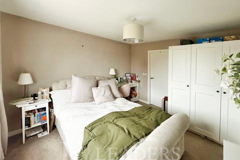 15 Cavell Way, Fleet, Spalding, PE12 8PN