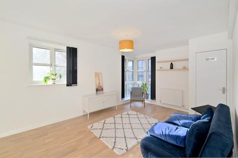 2 bedroom flat for sale, London E14