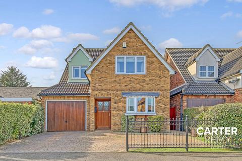 4 bedroom detached house for sale, Shelley Avenue, Langdon Hills, SS16