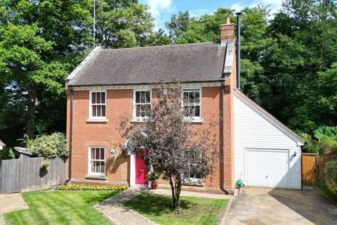 Magnolia House Oakfield, Hawkhurst, Cranbrook, TN18 4JR