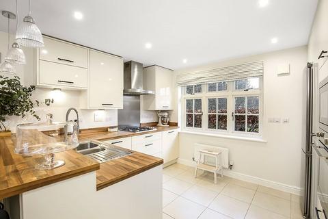 15 Meadow View, Winchester, SO23 7FY