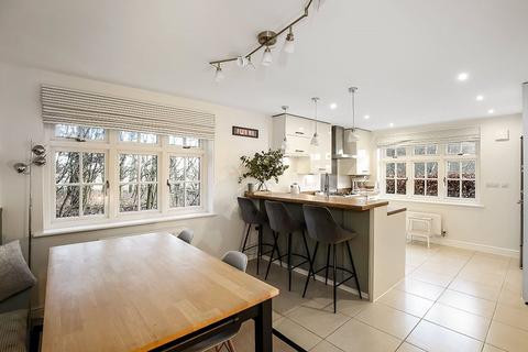 15 Meadow View, Winchester, SO23 7FY