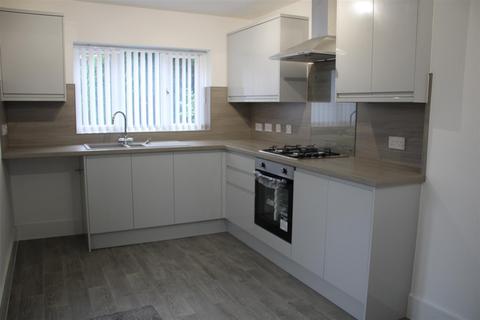 3 bedroom house to rent, Esonwood Road, Whiston