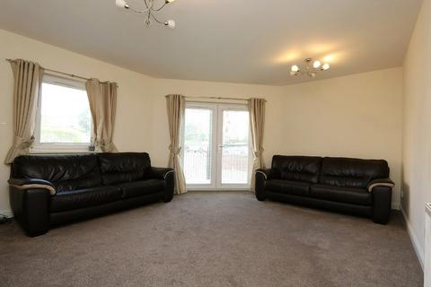 2 bedroom flat to rent, Raploch Avenue, Scotstoun, Glasgow, G14