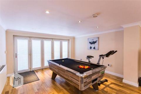 undefined, Sandy Lane, Warrington