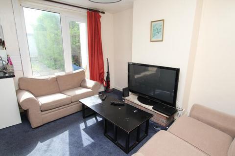 undefined, Eighth Avenue, Bristol BS7