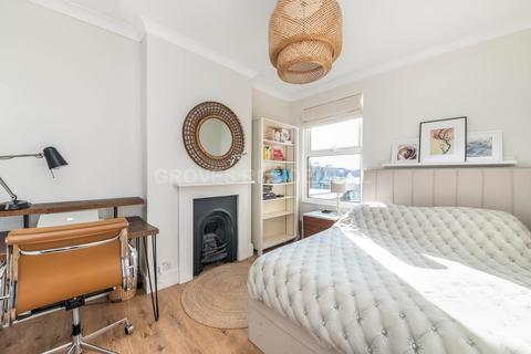 10 Penrith Road, New Malden, KT3 3QS