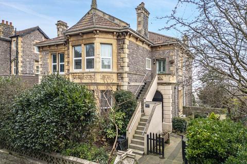 4 bedroom flat for sale, Atlantic Road South, Hillside - Rare Gem