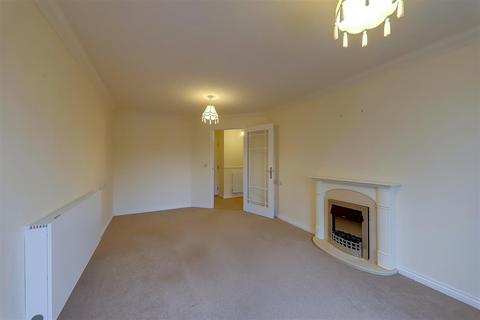 1 bedroom retirement property for sale, Cambridge Lodge, Southey Road, Worthing BN11
