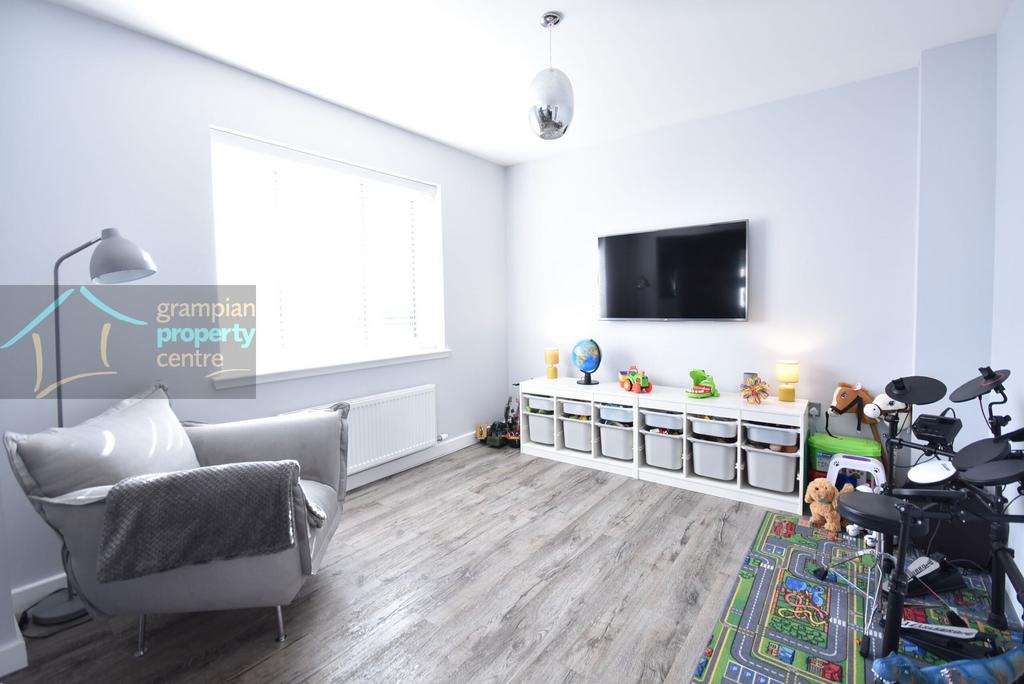 Family room.JPG
