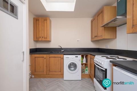 2 bedroom flat to rent, High Street, Ecclesfield, Sheffield, S35 9UA