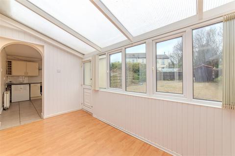 2 bedroom detached bungalow for sale, Woodfield Road, Pontypool NP4