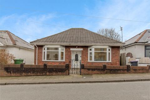 2 bedroom detached bungalow for sale, Woodfield Road, Pontypool NP4