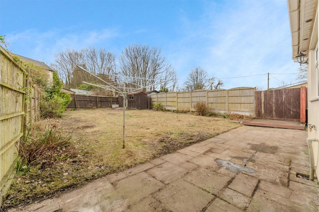 6 Woodfield Road 6.jpg