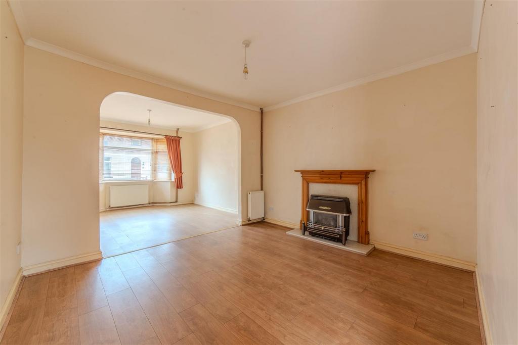 6 Woodfield Road-11.jpg