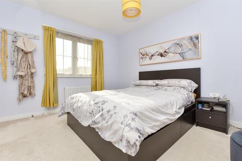 3 bedroom semi-detached house for sale, Pearwood Road, Allington, Maidstone, Kent