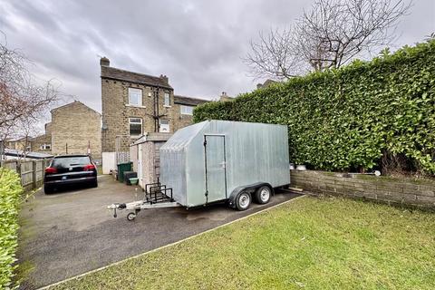 3 bedroom end of terrace house for sale, Causeway Side, Linthwaite, Huddersfield, HD7 5NW