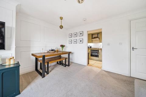 9 Lincoln Court, Denham, Uxbridge, UB9 5EU