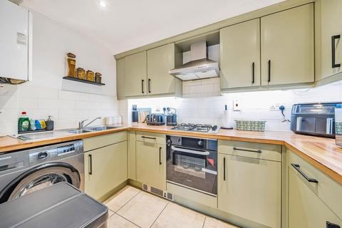 9 Lincoln Court, Denham, Uxbridge, UB9 5EU