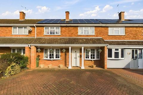 3 bedroom terraced house for sale, Windermere Drive, Worcester, Worcestershire, WR4