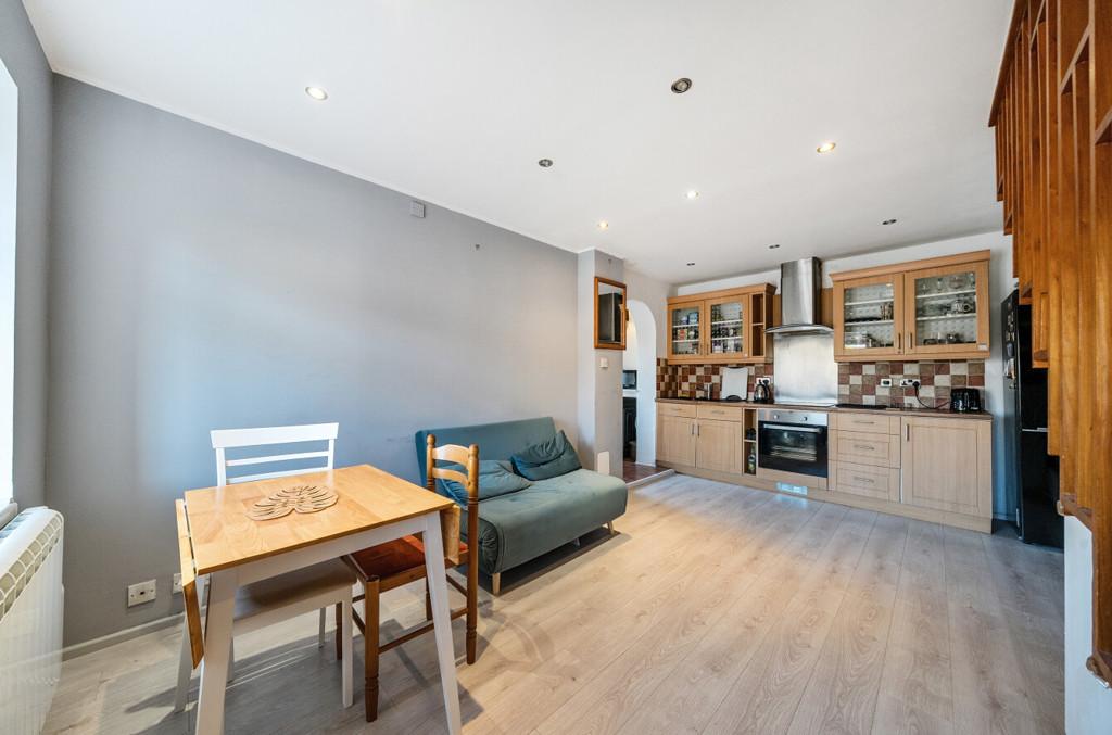Reception/Kitchen