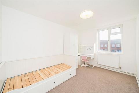 1 bedroom flat for sale, Wantage Road, London SE12