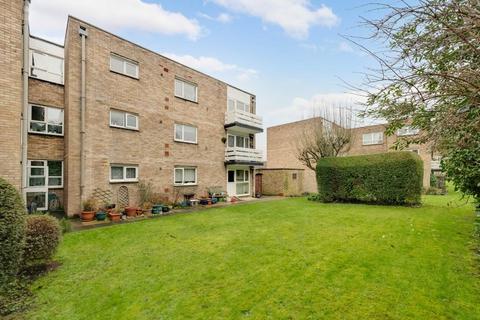 1 bedroom flat for sale, Castlebar Mews, London W5