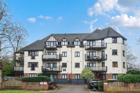 2 bedroom flat for sale, Copers Cope Road, Beckenham