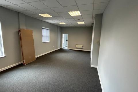 Office to rent, The Castle Gate Centre, 69 Castle Gate, Newark