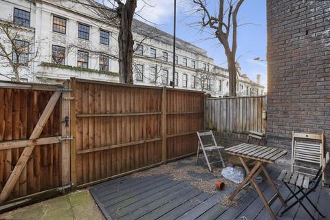 3 bedroom maisonette for sale, Patriot Square, London, E2