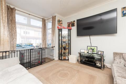 3 bedroom terraced house for sale, Beresford Road, Gillingham, Kent