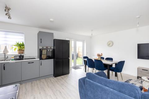 4 bedroom detached house to rent, Fairley Wynd, Edinburgh, Midlothian