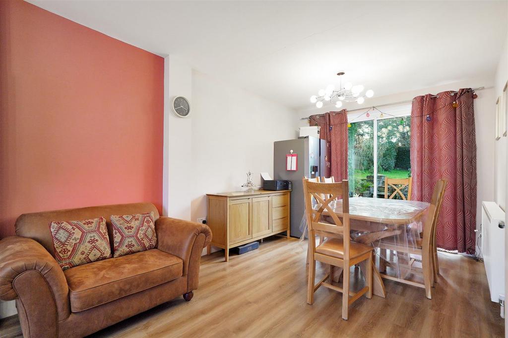 25 Bengeworth Road - sob3s Ttb M0nx24 YQAHx2.jpg