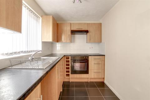 2 bedroom flat for sale, Bridge Street, Newhaven