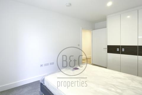 1 bedroom apartment to rent, Pegler Square, Kidbrooke, London, SE3