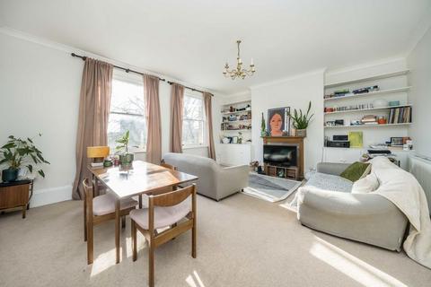 2 bedroom flat for sale, Waldegrave Park, Strawberry Hill TW1