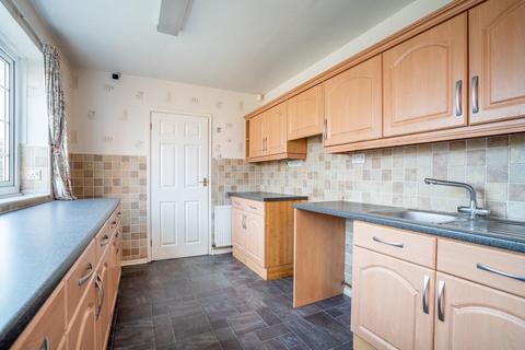 2 bedroom bungalow for sale, Manor Way, York