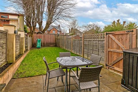 4 bedroom terraced house for sale, Castle Road, St. Albans