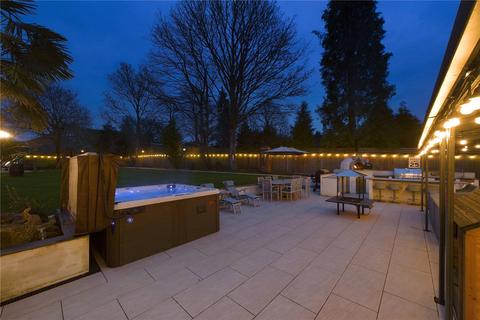 4 bedroom detached house for sale, Borers Arms Road, Copthorne, Crawley, West Sussex, RH10