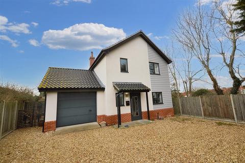 16a Beeston Common, Sheringham, NR26 8ES