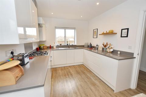 16a Beeston Common, Sheringham, NR26 8ES
