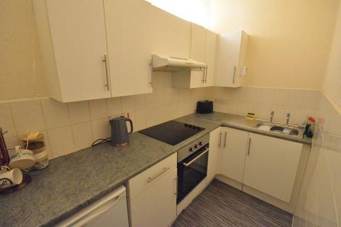 2 bedroom apartment to rent, Kirkby Road, Hemsworth, WF9