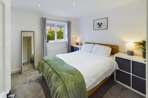 5 Foxwood Drive, Wrexham, LL14 4JA