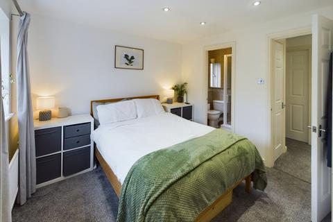 5 Foxwood Drive, Wrexham, LL14 4JA