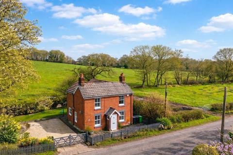 3 bedroom detached house for sale, Winsor Road, Southampton SO40