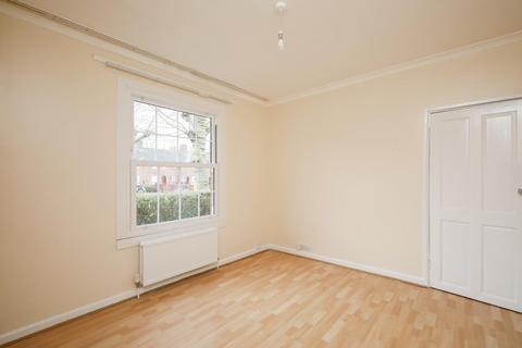 3 bedroom terraced house for sale, Wulfstan Street, Shepherd's Bush