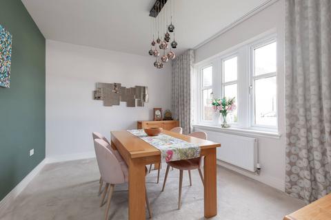 5 bedroom detached house for sale, 3 Fairbairn Street, Balerno, EH14 7FG