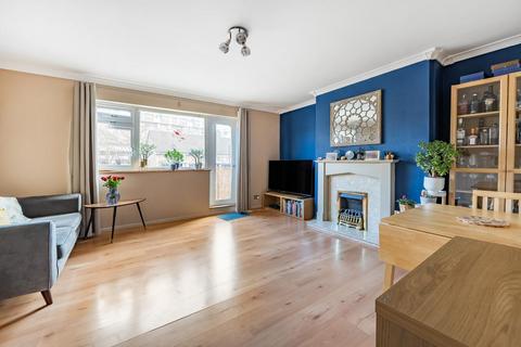 2 bedroom maisonette for sale, Nelgarde Road, Catford